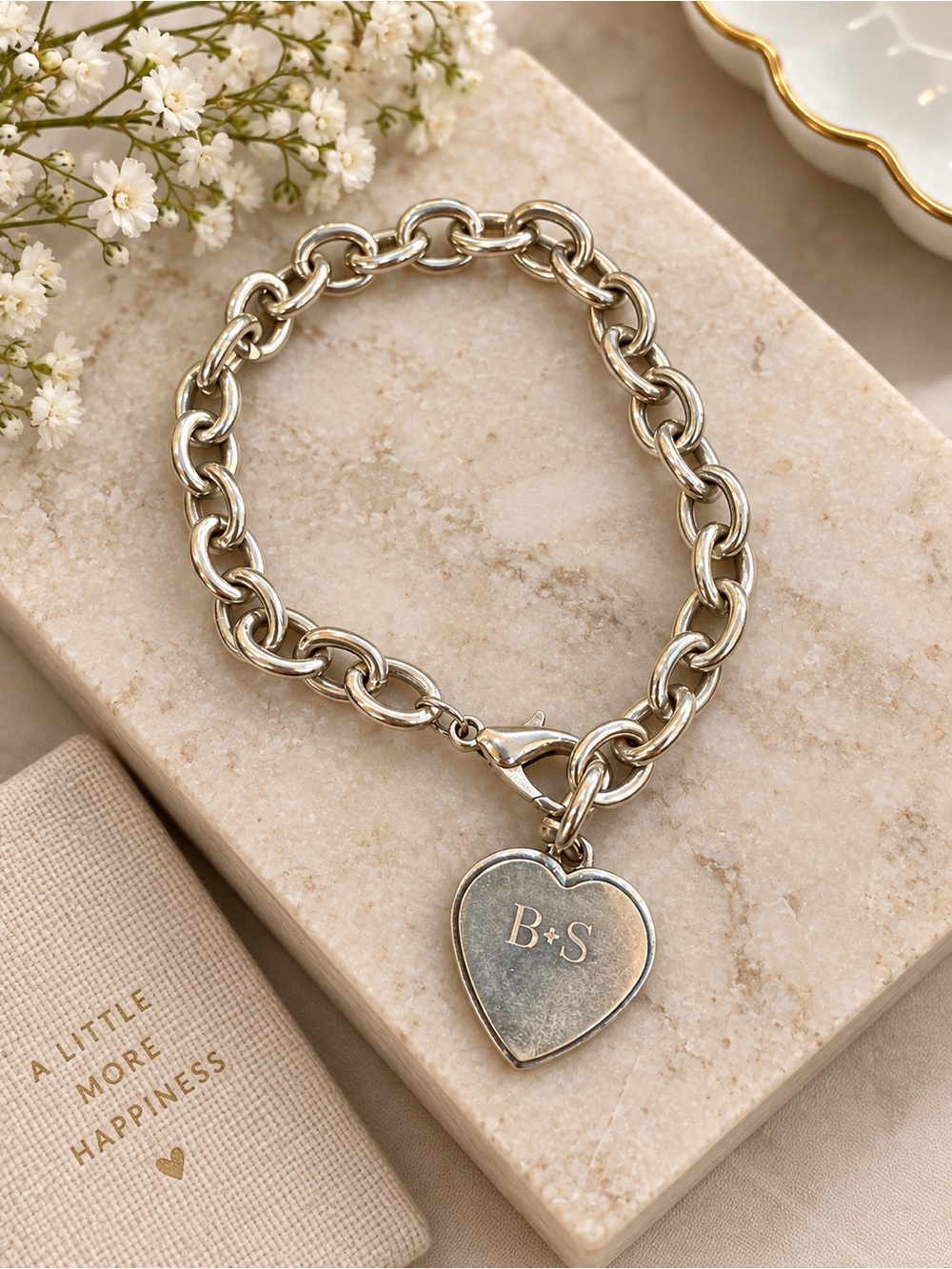 B+S Silver Tone Chunky Chain Bracelet Heart Charm Lobster Clasp